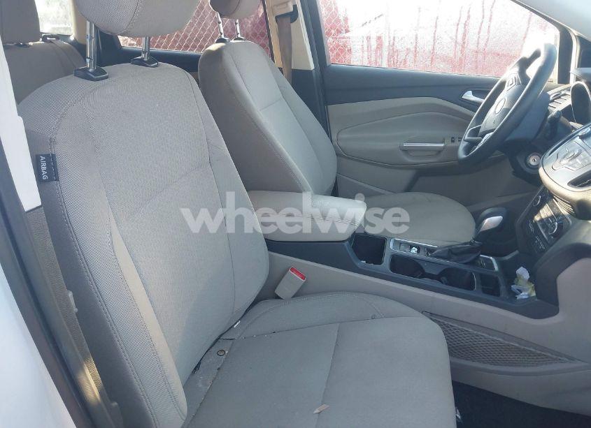 Photo 5 of 2018 Ford Escape SE (VIN 1FMCU0GDXJUA92508)