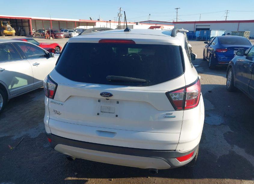 Photo 17 of 2018 Ford Escape SE (VIN 1FMCU0GDXJUB11929)