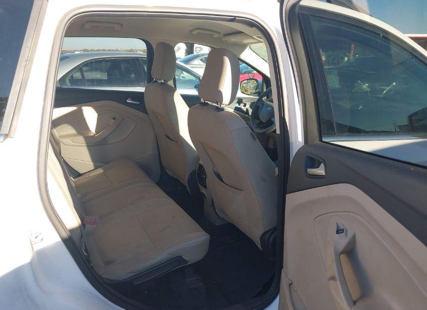 Photo 8 of 2018 Ford Escape SE (VIN 1FMCU0GDXJUB11929)