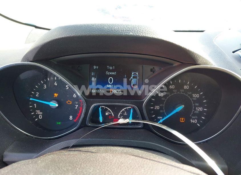 Photo 7 of 2018 Ford Escape SE (VIN 1FMCU0GDXJUC18169)