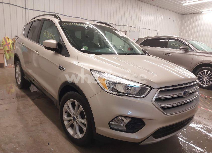 2018 Ford Escape SE (VIN 1FMCU0GDXJUC30953) main photo