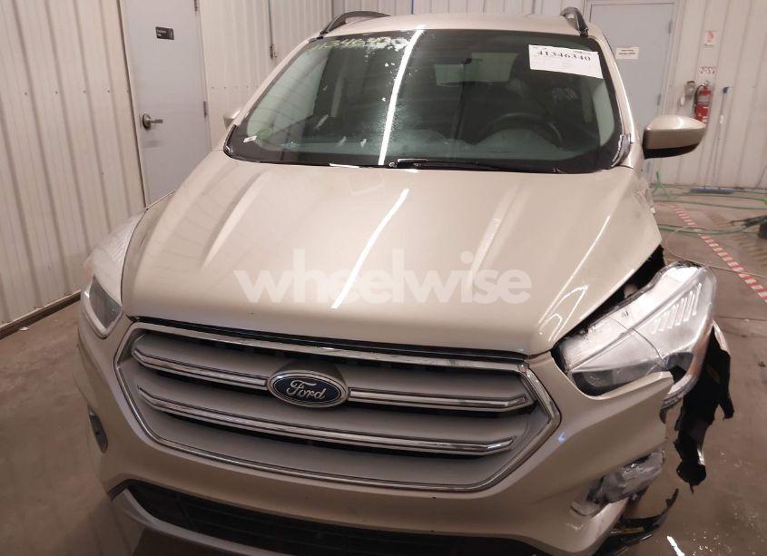 Photo 12 of 2018 Ford Escape SE (VIN 1FMCU0GDXJUC30953)