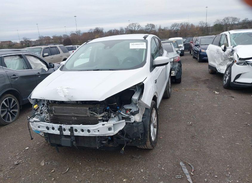 Photo 2 of 2018 Ford Escape SE (VIN 1FMCU0GDXJUC50412)