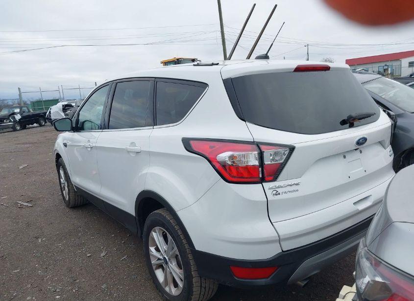 Photo 4 of 2018 Ford Escape SE (VIN 1FMCU0GDXJUC50412)