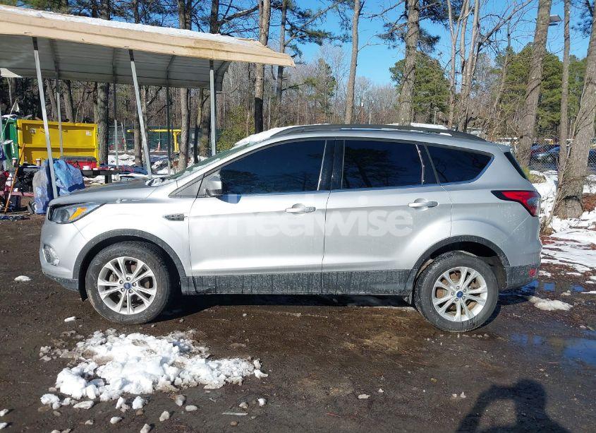 Photo 14 of 2018 Ford Escape SE (VIN 1FMCU0GDXJUD07269)