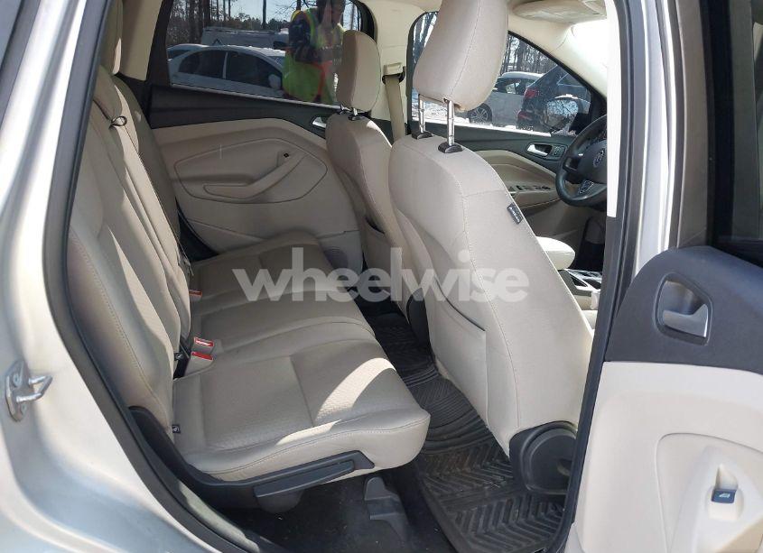 Photo 8 of 2018 Ford Escape SE (VIN 1FMCU0GDXJUD07269)