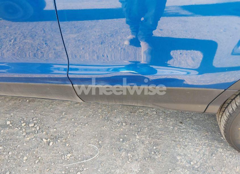 Photo 12 of 2018 Ford Escape SE (VIN 1FMCU0GDXJUD31765)