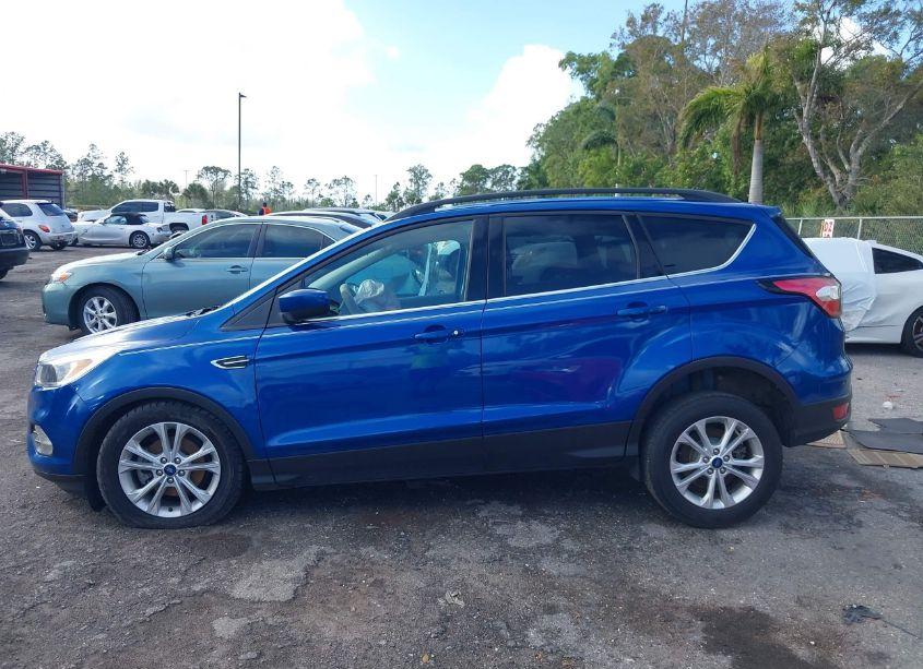 Photo 14 of 2018 Ford Escape SE (VIN 1FMCU0GDXJUD60991)