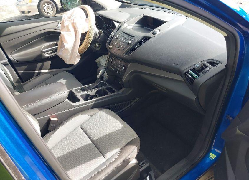 Photo 5 of 2018 Ford Escape SE (VIN 1FMCU0GDXJUD60991)