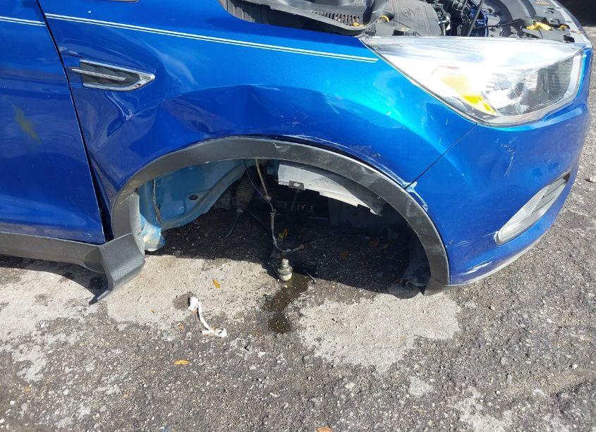 Photo 6 of 2018 Ford Escape SE (VIN 1FMCU0GDXJUD60991)