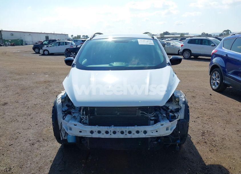 Photo 13 of 2019 Ford Escape SE (VIN 1FMCU0GDXKUA20404)