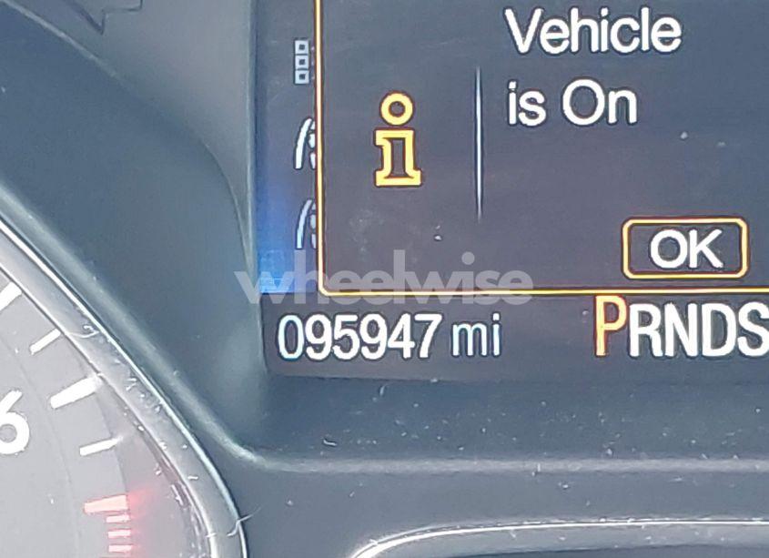 Photo 16 of 2019 Ford Escape SE (VIN 1FMCU0GDXKUA20404)