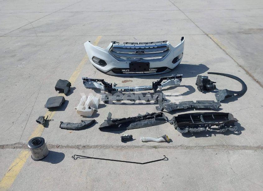 Photo 12 of 2019 Ford Escape SE (VIN 1FMCU0GDXKUA53726)