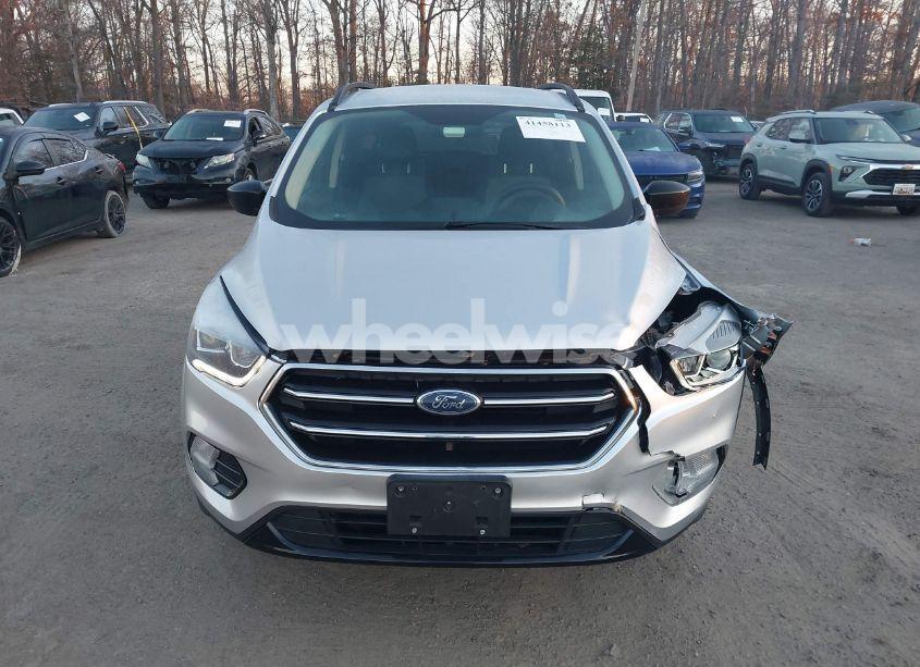 Photo 12 of 2019 Ford Escape SE (VIN 1FMCU0GDXKUB29669)