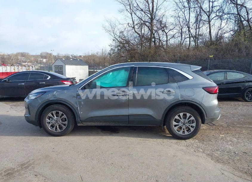 Photo 14 of 2024 Ford Escape ACTIVE (VIN 1FMCU0GN0RUA07339)