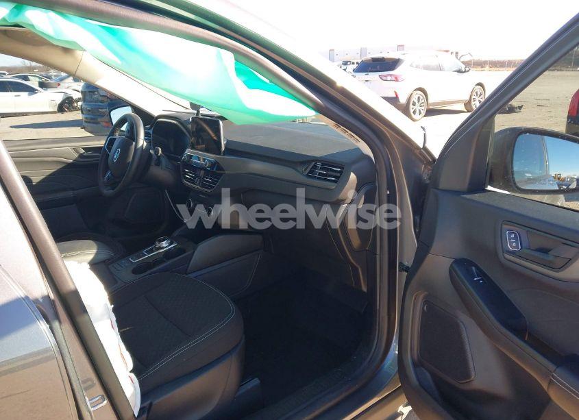 Photo 5 of 2024 Ford Escape ACTIVE (VIN 1FMCU0GN0RUA32483)