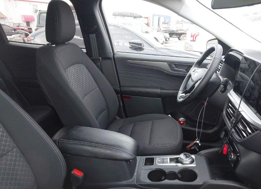 Photo 5 of 2024 Ford Escape ACTIVE (VIN 1FMCU0GN0RUB62036)