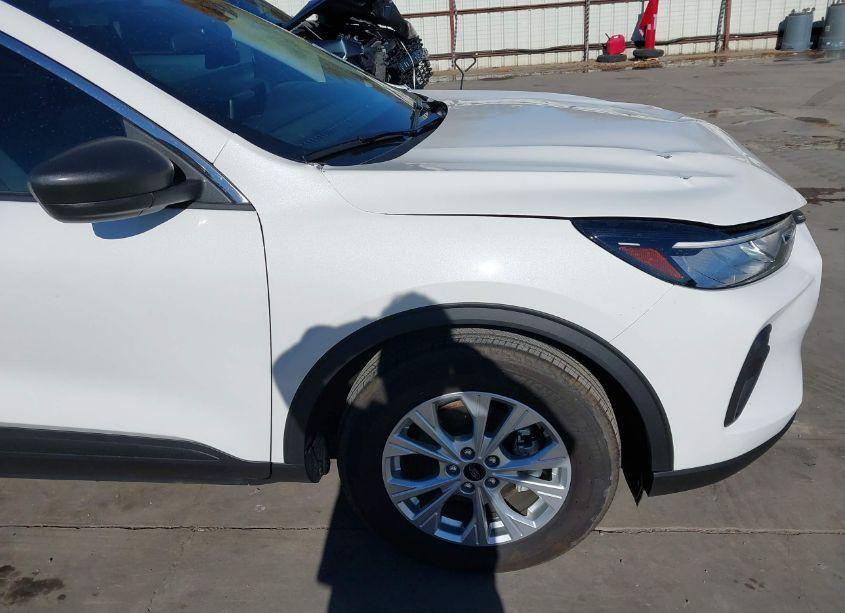 Photo 19 of 2023 Ford Escape ACTIVE (VIN 1FMCU0GN1PUB30712)