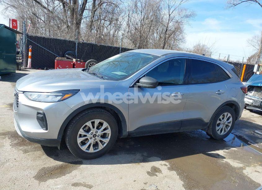 Photo 15 of 2024 Ford Escape ACTIVE (VIN 1FMCU0GN1RUA03395)