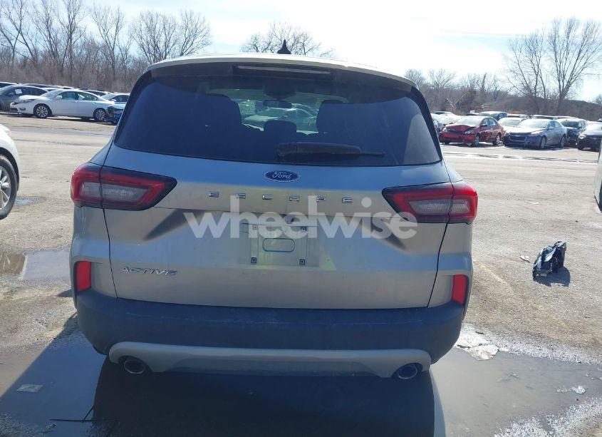 Photo 17 of 2024 Ford Escape ACTIVE (VIN 1FMCU0GN1RUA03395)