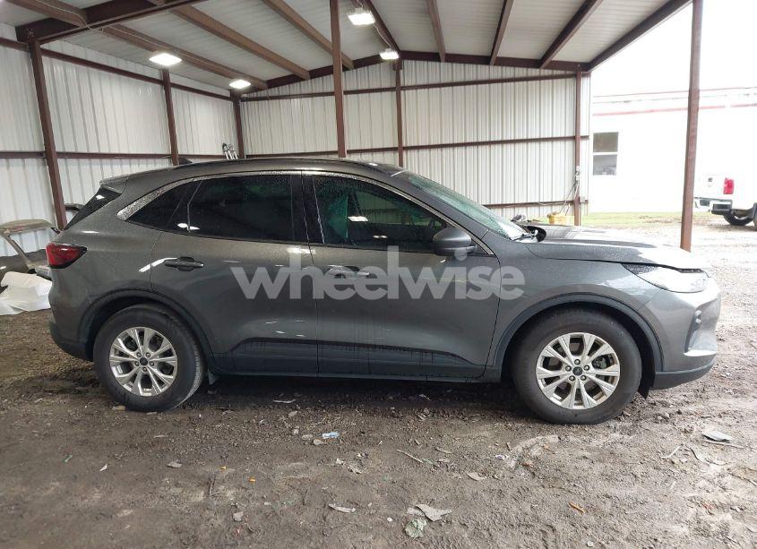 Photo 13 of 2023 Ford Escape ACTIVE (VIN 1FMCU0GN3PUA72716)