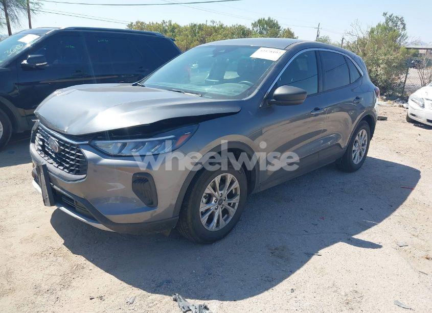 Photo 2 of 2024 Ford Escape ACTIVE (VIN 1FMCU0GN3RUA24264)