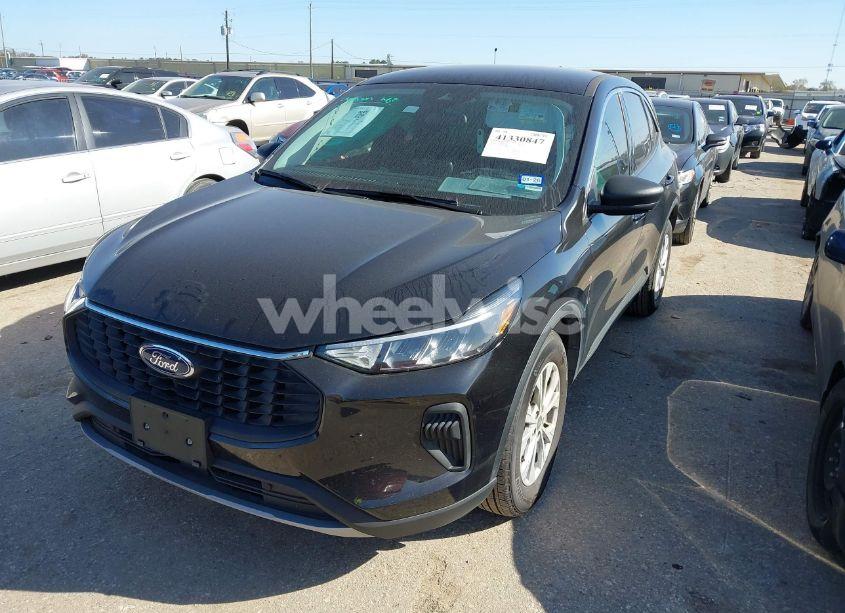 Photo 2 of 2024 Ford Escape ACTIVE (VIN 1FMCU0GN3RUA27195)