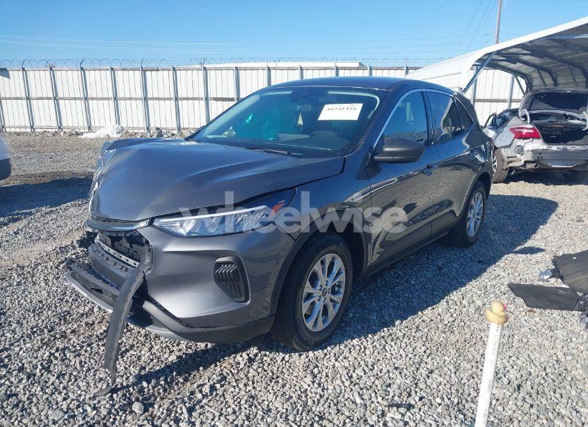 Photo 2 of 2024 Ford Escape ACTIVE (VIN 1FMCU0GN3RUB52147)