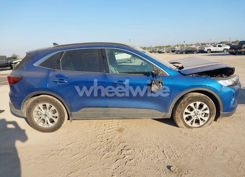 Photo 13 of 2023 Ford Escape ACTIVE (VIN 1FMCU0GN4PUA94918)