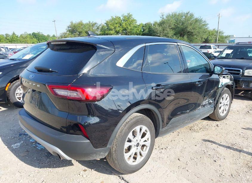 Photo 4 of 2024 Ford Escape ACTIVE (VIN 1FMCU0GN4RUA05108)