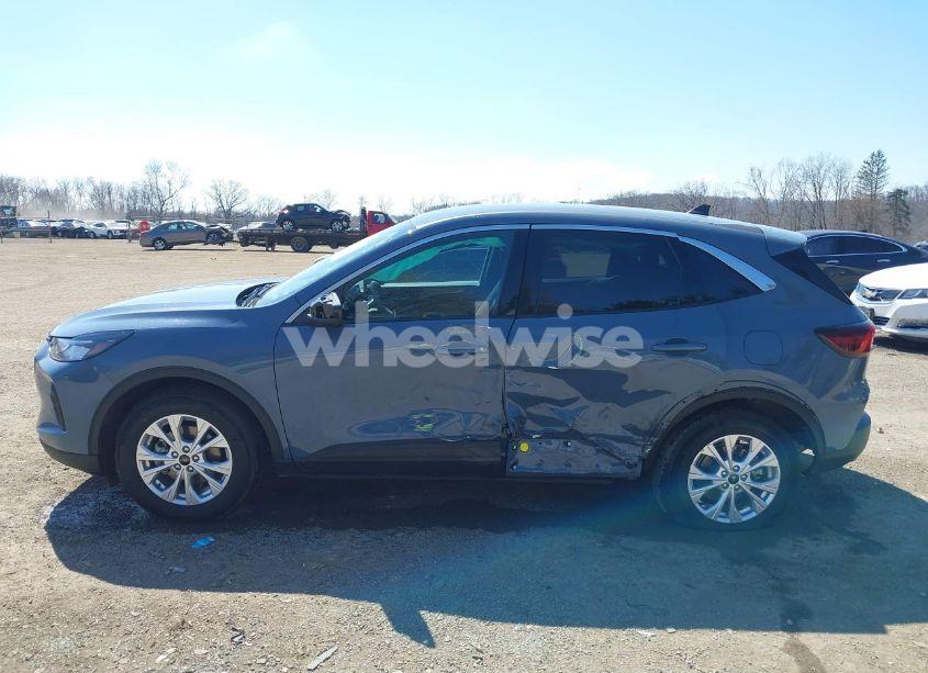 Photo 15 of 2024 Ford Escape ACTIVE (VIN 1FMCU0GN4RUB45658)