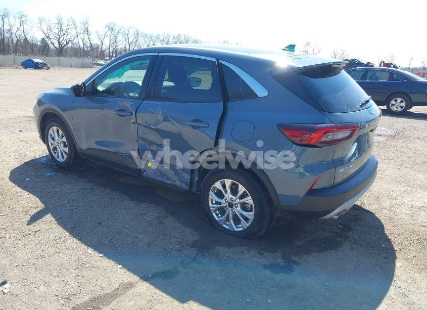 Photo 3 of 2024 Ford Escape ACTIVE (VIN 1FMCU0GN4RUB45658)