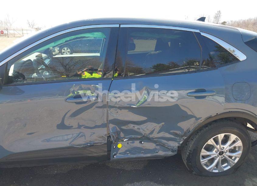 Photo 6 of 2024 Ford Escape ACTIVE (VIN 1FMCU0GN4RUB45658)