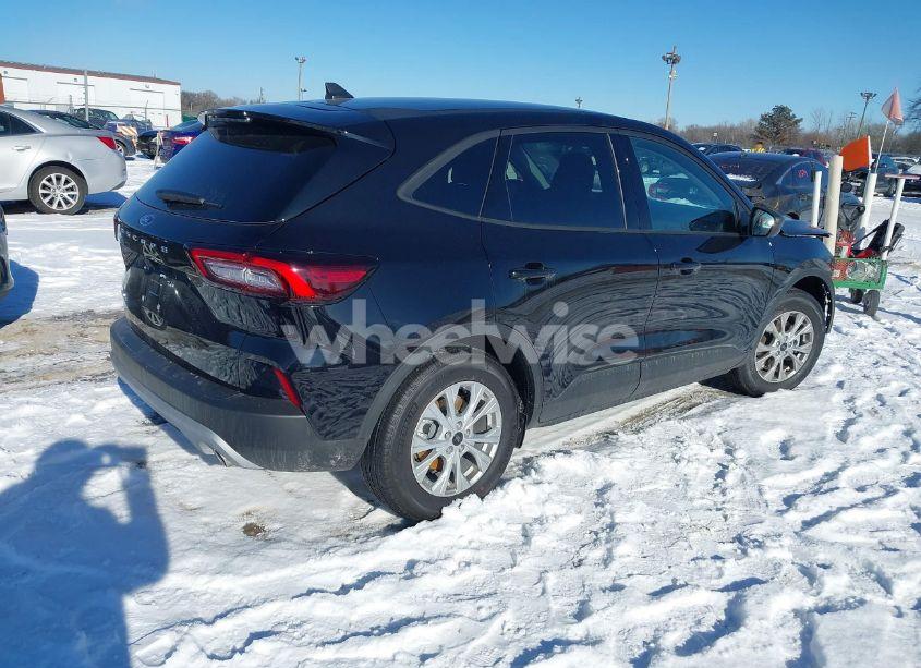 Photo 4 of 2025 Ford Escape ACTIVE (VIN 1FMCU0GN5SUA35224)