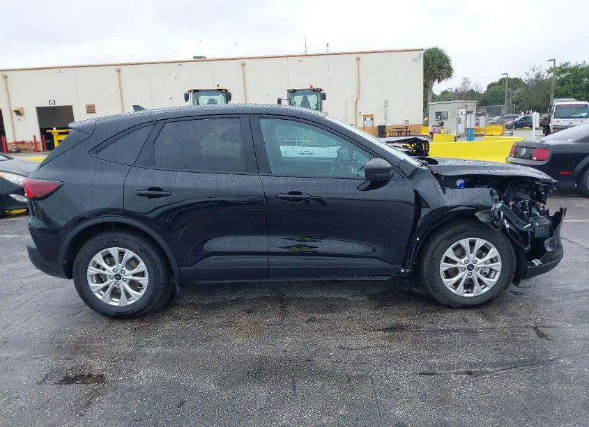 Photo 14 of 2025 Ford Escape ACTIVE (VIN 1FMCU0GN5SUA41766)