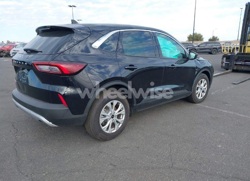 Photo 4 of 2024 Ford Escape ACTIVE (VIN 1FMCU0GN6RUB51753)