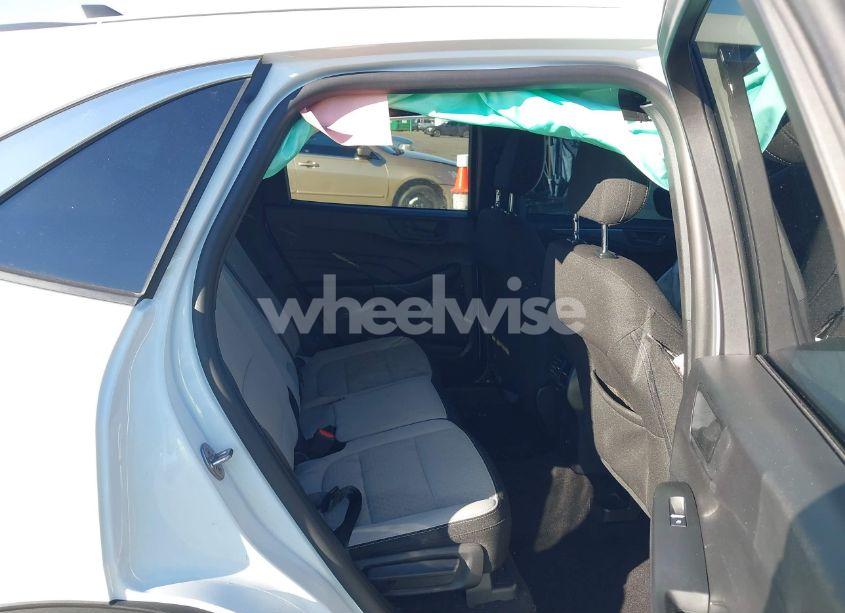 Photo 8 of 2024 Ford Escape ACTIVE (VIN 1FMCU0GN6RUB59450)