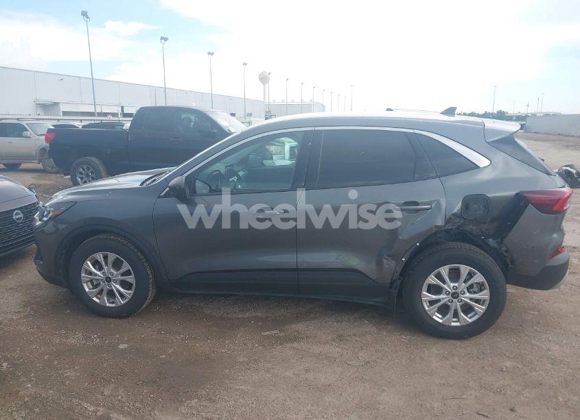 Photo 15 of 2024 Ford Escape ACTIVE (VIN 1FMCU0GN7RUA11887)