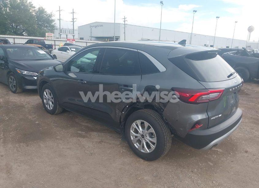 Photo 3 of 2024 Ford Escape ACTIVE (VIN 1FMCU0GN7RUA11887)