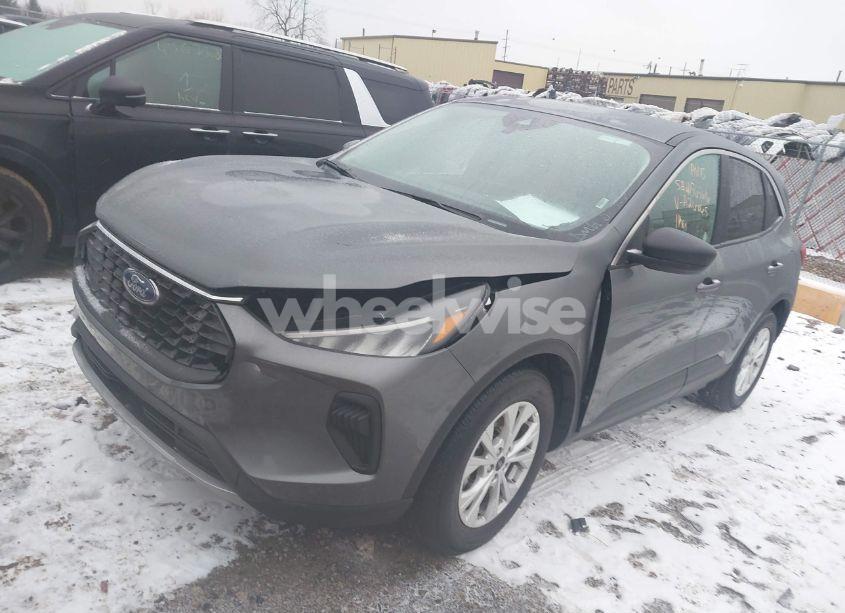 Photo 2 of 2024 Ford Escape ACTIVE (VIN 1FMCU0GN7RUA26065)