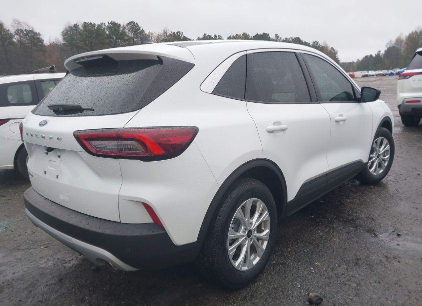 Photo 4 of 2023 Ford Escape ACTIVE (VIN 1FMCU0GN8PUA34706)
