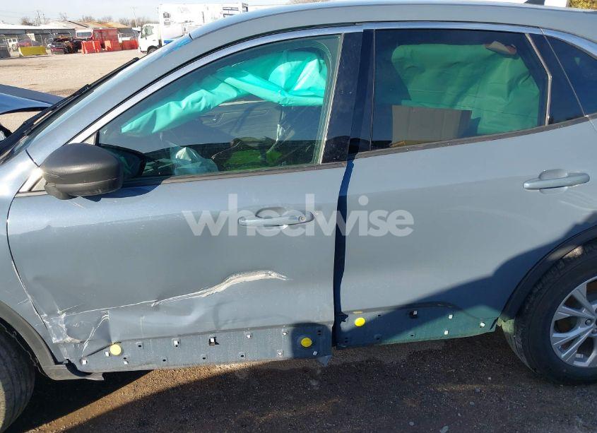 Photo 13 of 2024 Ford Escape ACTIVE (VIN 1FMCU0GN8RUA12725)