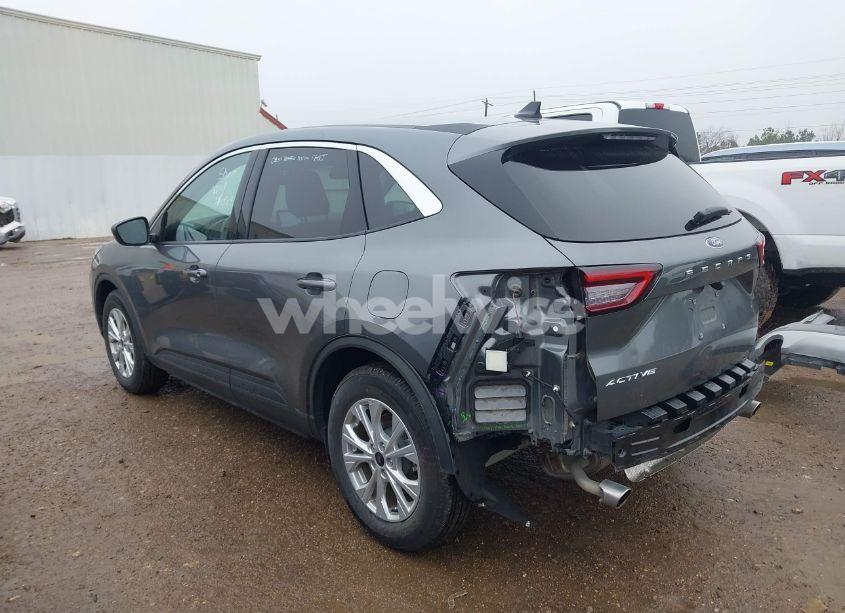 Photo 3 of 2024 Ford Escape ACTIVE (VIN 1FMCU0GN8RUA53856)