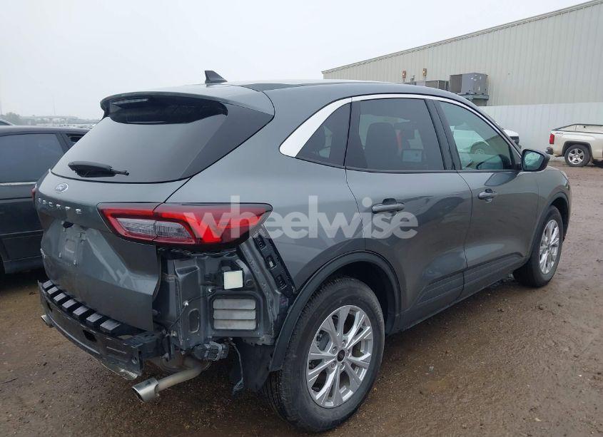Photo 4 of 2024 Ford Escape ACTIVE (VIN 1FMCU0GN8RUA53856)