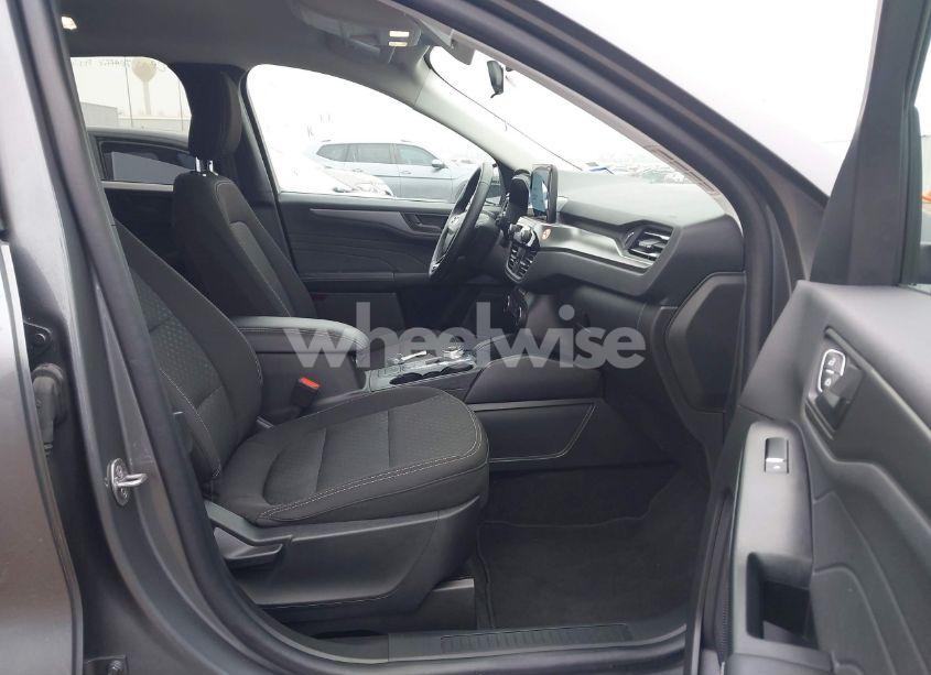 Photo 5 of 2024 Ford Escape ACTIVE (VIN 1FMCU0GN8RUA53856)