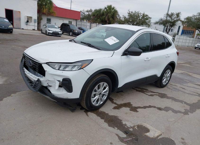 Photo 2 of 2024 Ford Escape ACTIVE (VIN 1FMCU0GN8RUA57485)