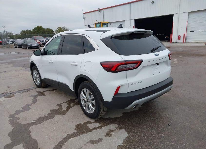 Photo 3 of 2024 Ford Escape ACTIVE (VIN 1FMCU0GN8RUA57485)