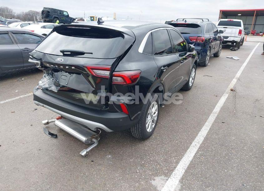 Photo 4 of 2024 Ford Escape ACTIVE (VIN 1FMCU0GN8RUB04921)