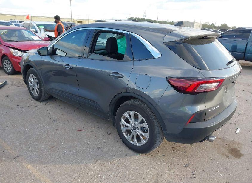 Photo 3 of 2024 Ford Escape ACTIVE (VIN 1FMCU0GN8RUB09097)