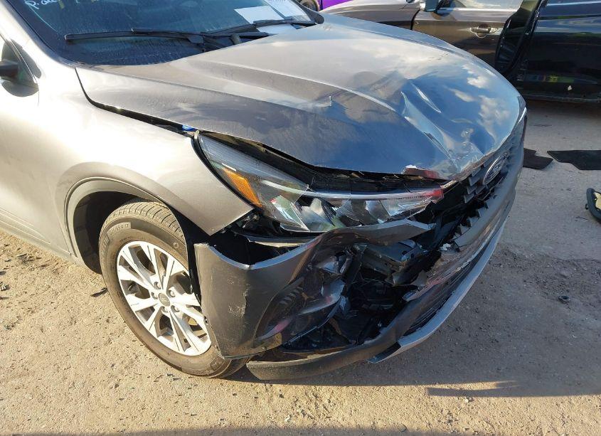 Photo 6 of 2024 Ford Escape ACTIVE (VIN 1FMCU0GN8RUB09097)